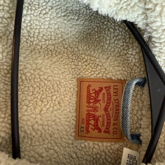 Levi's Blue Sherpa Lined Jean Jacket - Picture 3 of 5